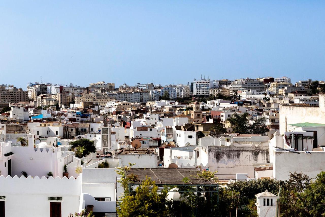 Dar Tahendit Tangier Bagian luar foto